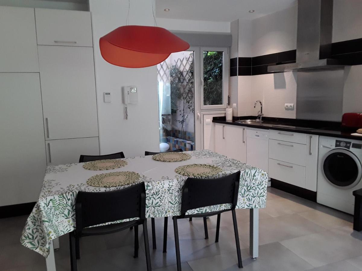 Apartamento En El Casco Historico, Frente A La Colegiata De San Isidoro, León Esterno foto